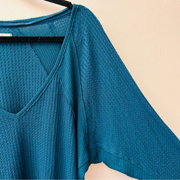 Free People Santa Clara teal V neck thermal top size XS - Picture 4 of 9
